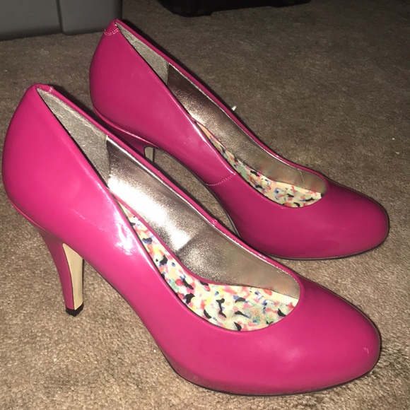 hot pink girl shoes